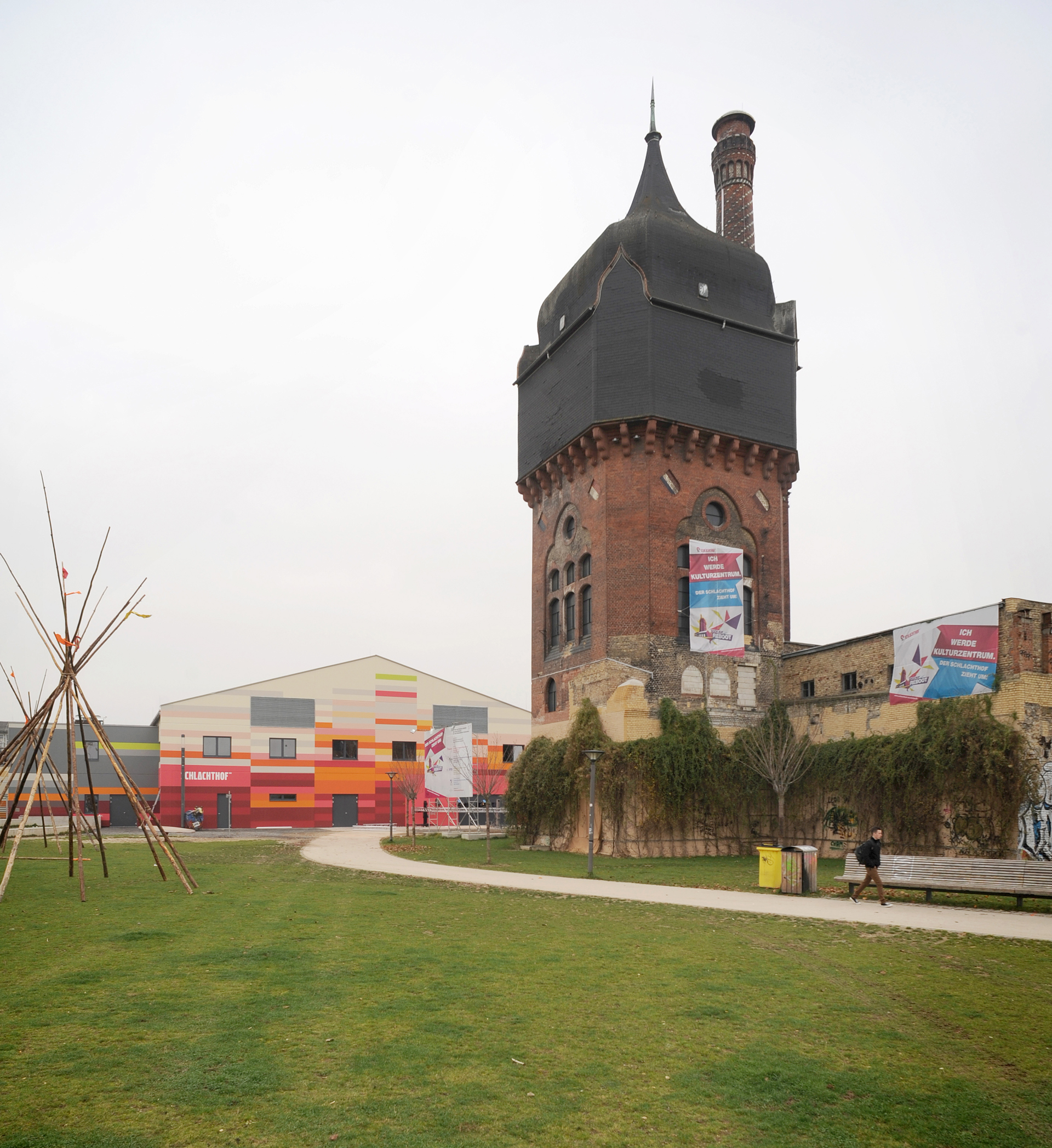 Schlachthof - Die neue Veranstaltungshalle des Kulturzentrums in Wiesbaden wrid eröffnet